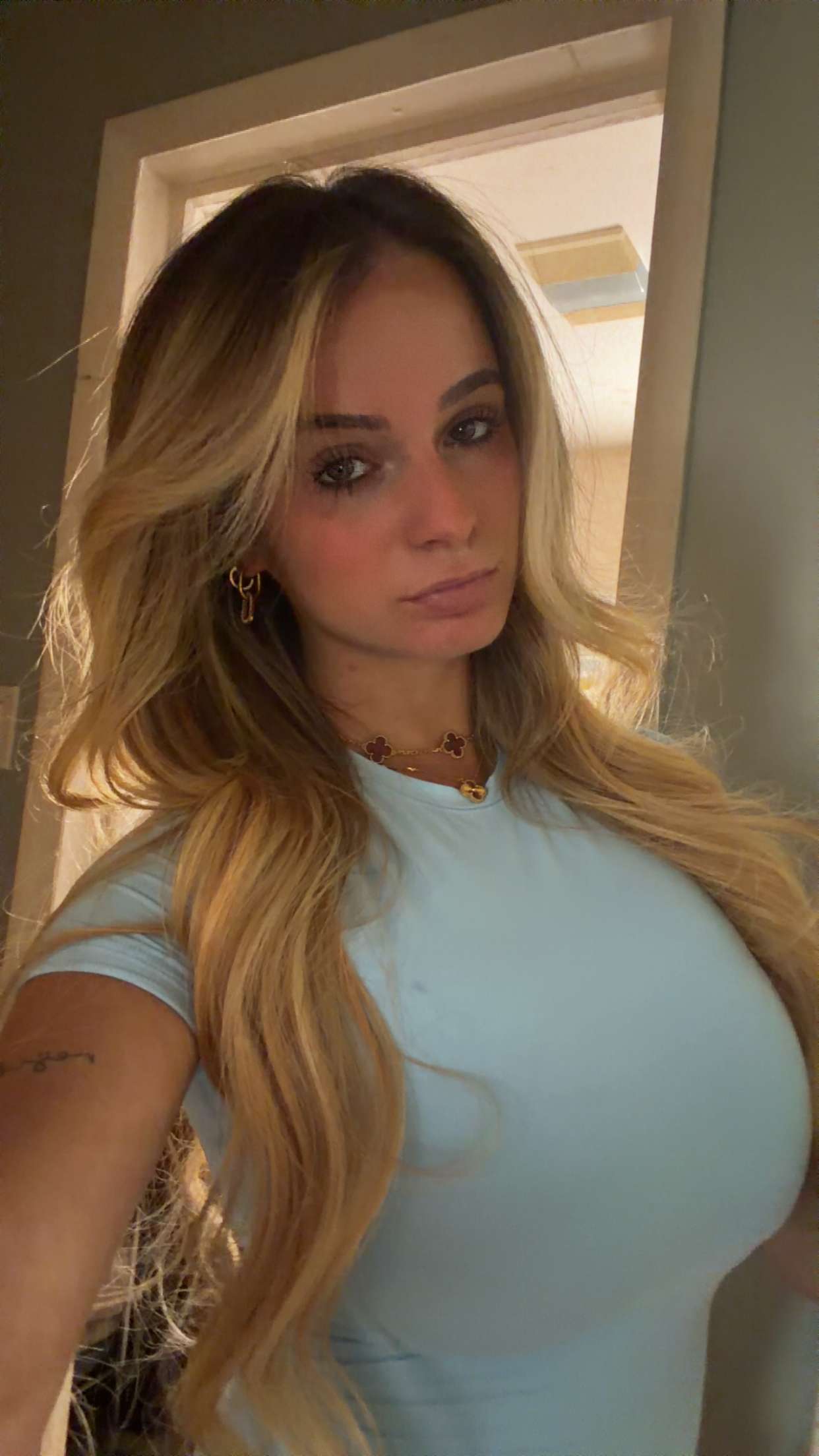 kaitlyn_krems snapchat image archive image