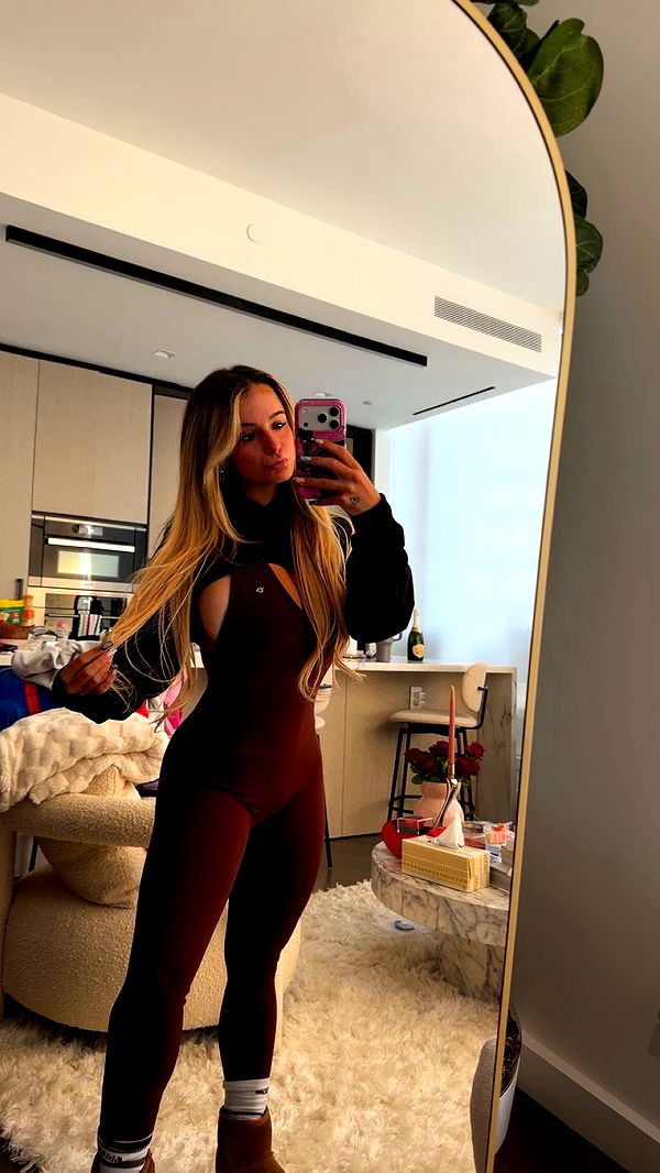 kaitlyn_krems image ~ Altpins