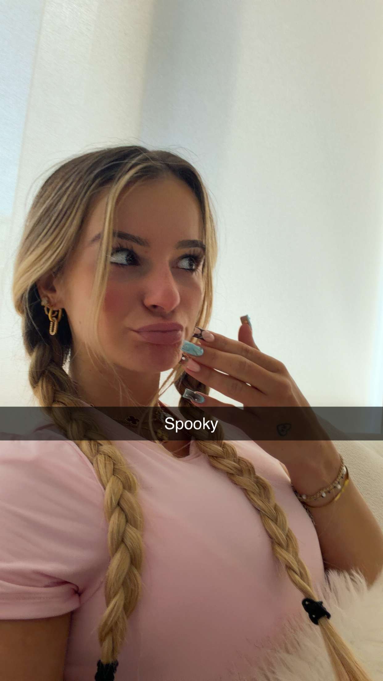 kaitlyn_krems snapchat image archive image