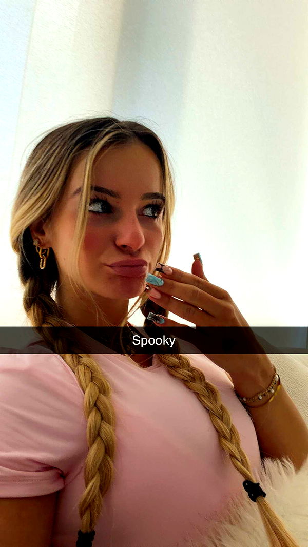 kaitlyn_krems image ~ Altpins