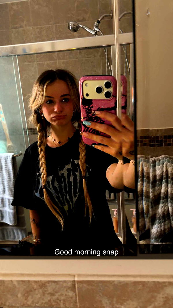 kaitlyn_krems image ~ Altpins