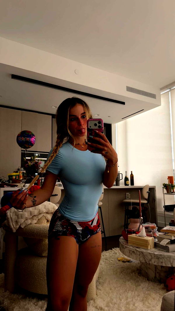 kaitlyn_krems image ~ Altpins