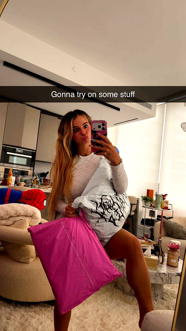 kaitlyn_krems image ~ Altpins