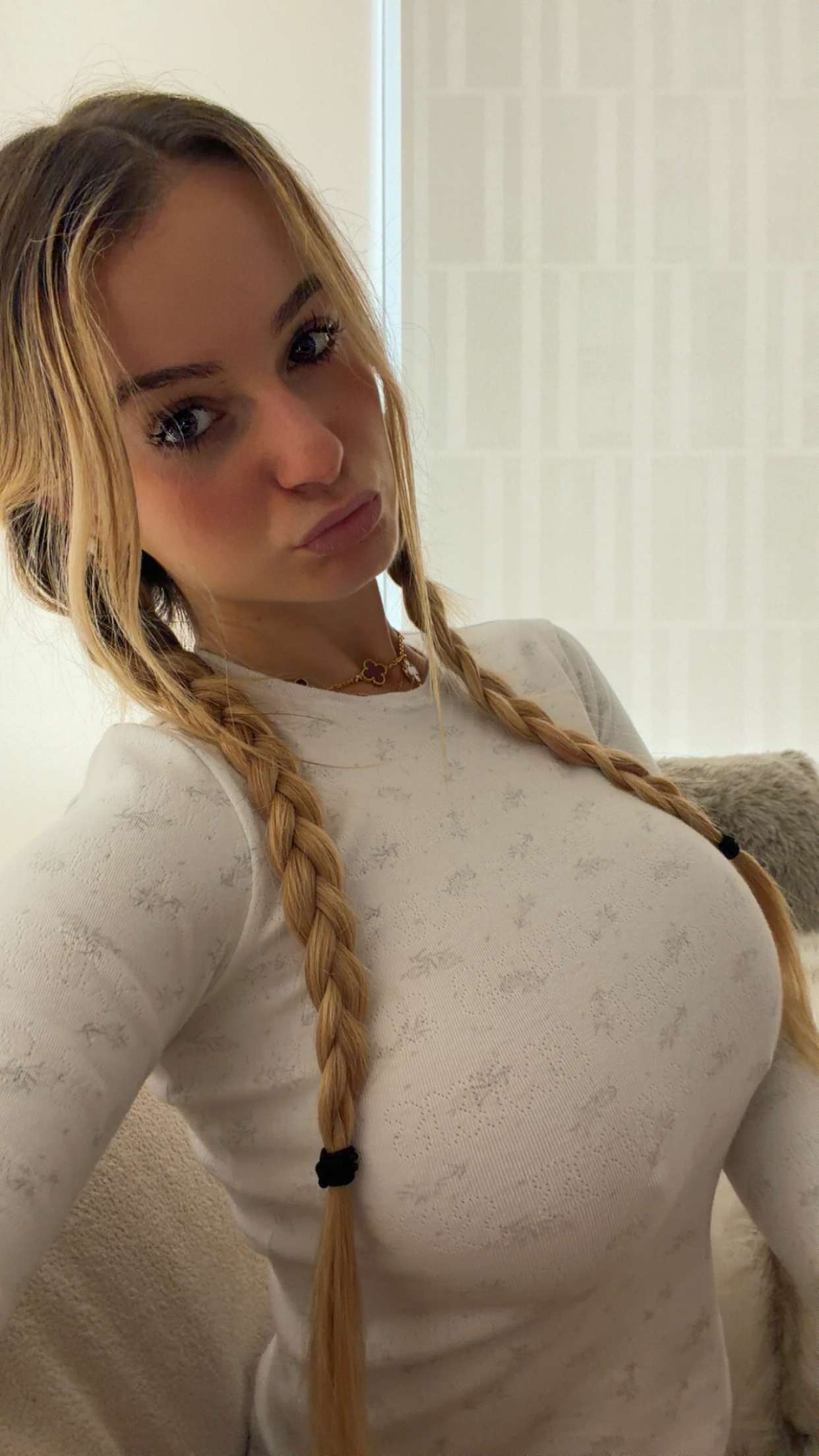 kaitlyn_krems snapchat image archive image