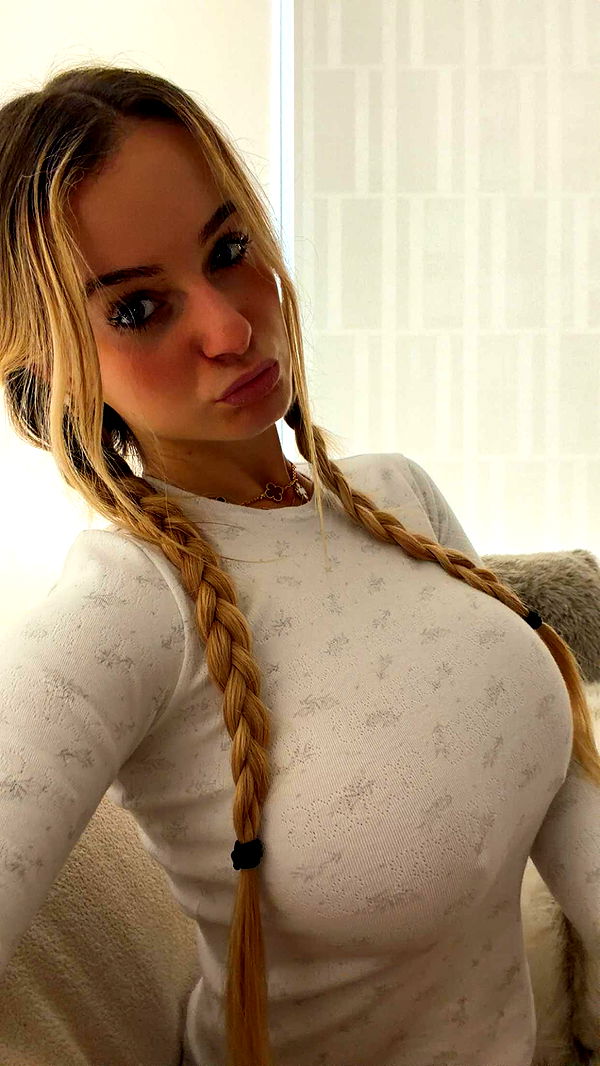 kaitlyn_krems image ~ Altpins