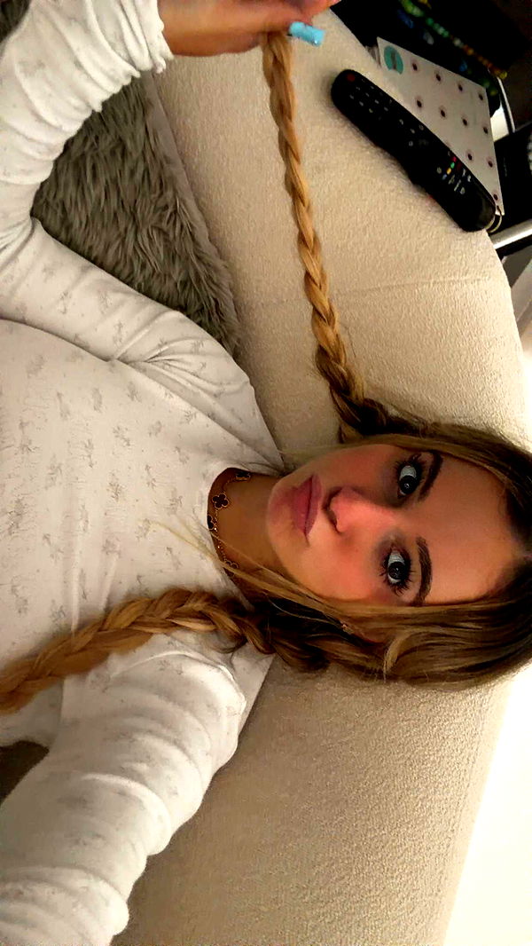 kaitlyn_krems image ~ Altpins