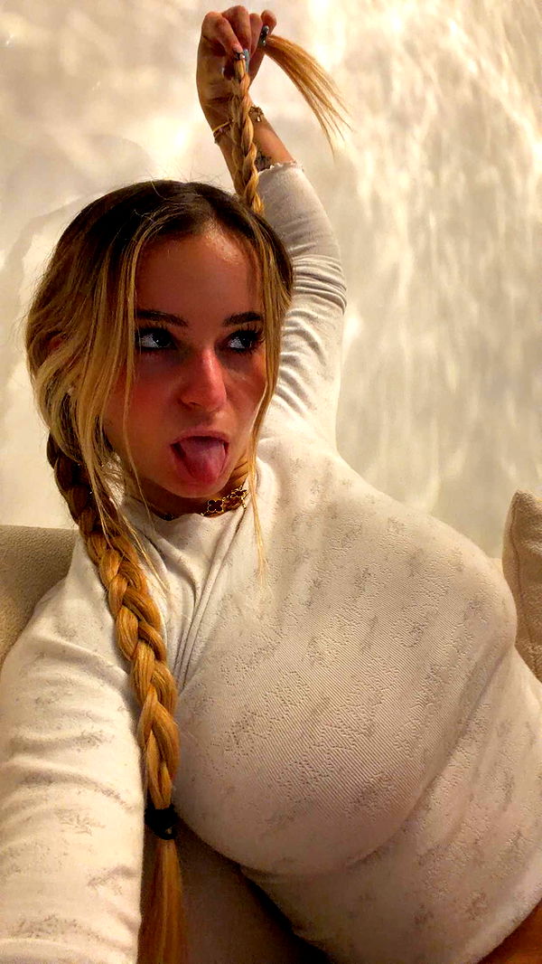 kaitlyn_krems image ~ Altpins