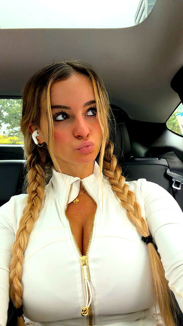 kaitlyn_krems image ~ Altpins