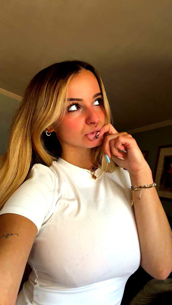 kaitlyn_krems image ~ Altpins