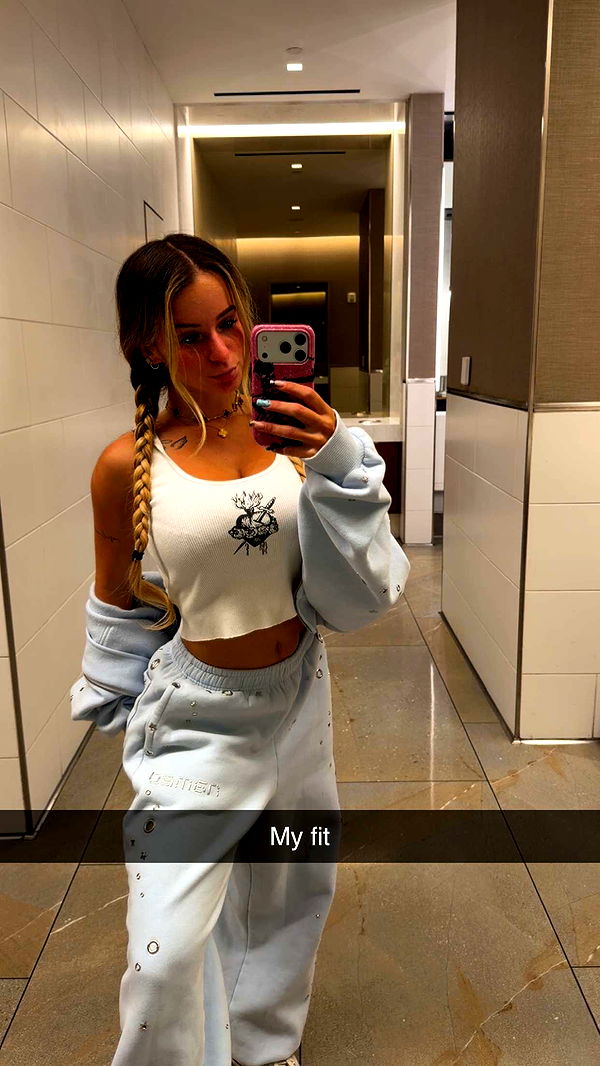 kaitlyn_krems image ~ Altpins