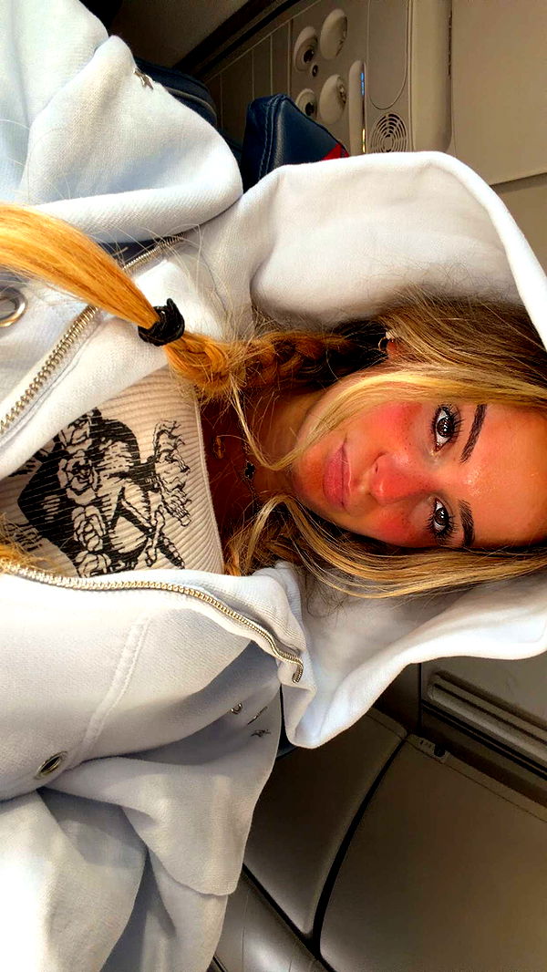 kaitlyn_krems image ~ Altpins