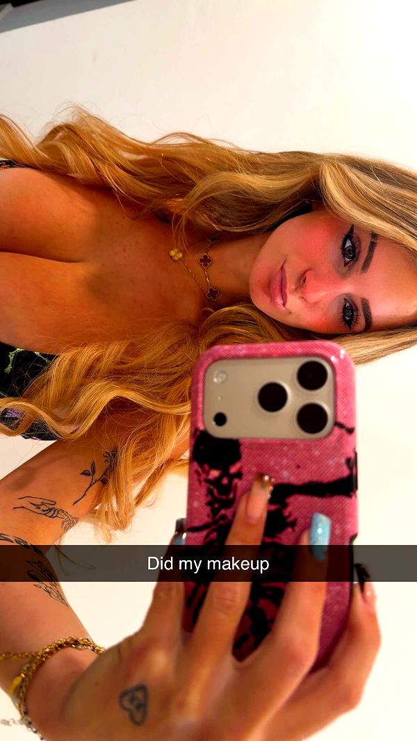 kaitlyn_krems image ~ Altpins