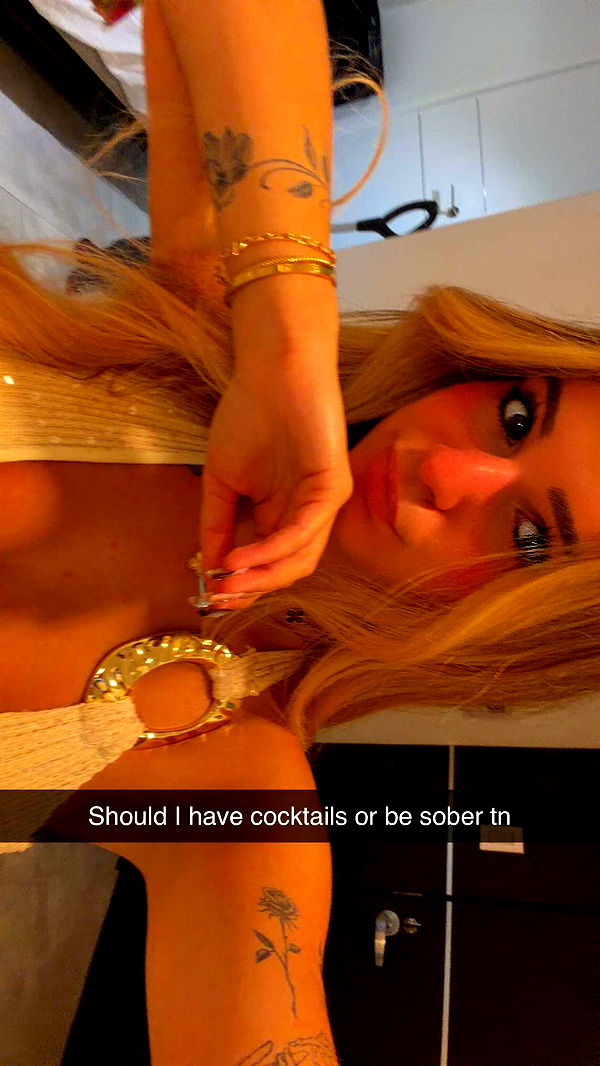 kaitlyn_krems image ~ Altpins