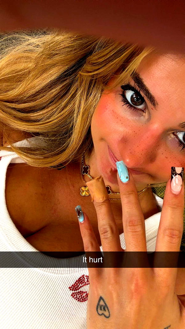 kaitlyn_krems image ~ Altpins