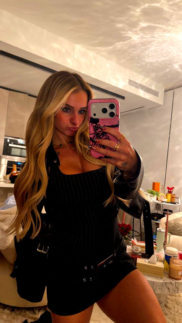 kaitlyn_krems image ~ Altpins