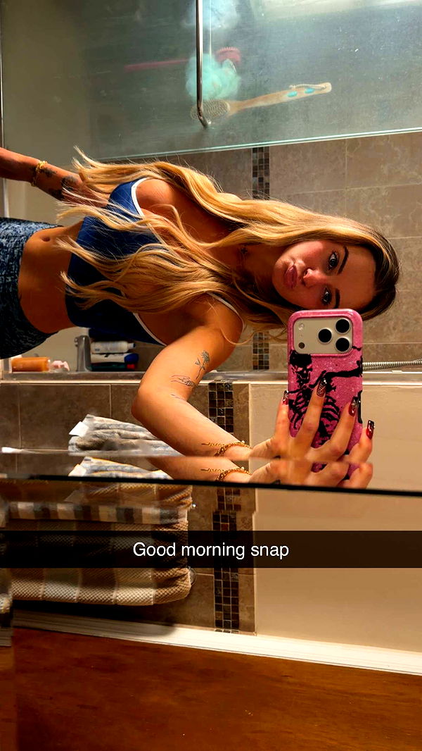 kaitlyn_krems image ~ Altpins