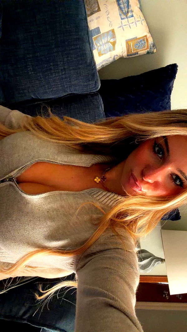 kaitlyn_krems image ~ Altpins