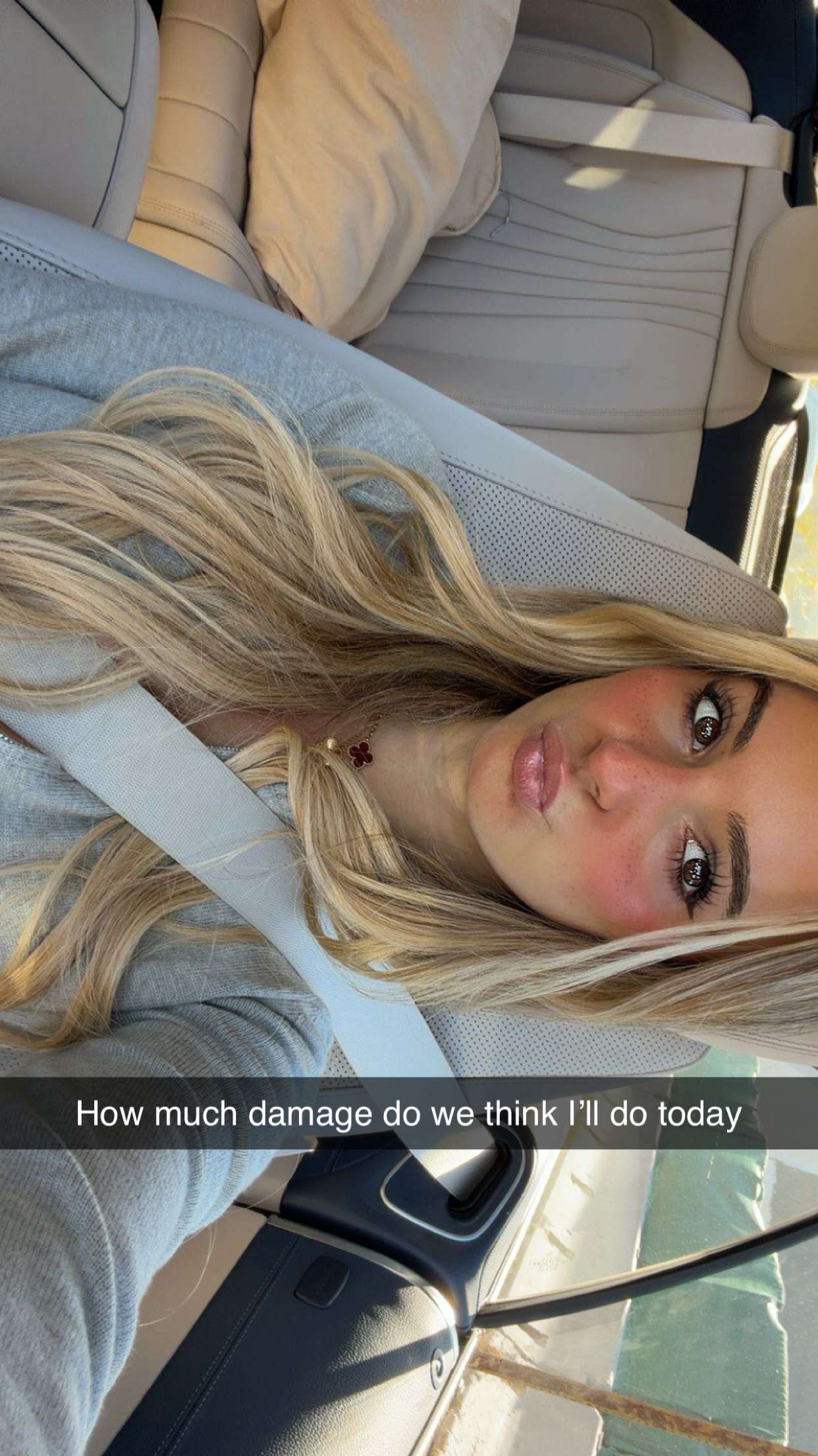 kaitlyn_krems snapchat image archive image