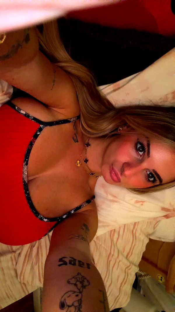 kaitlyn_krems image ~ Altpins