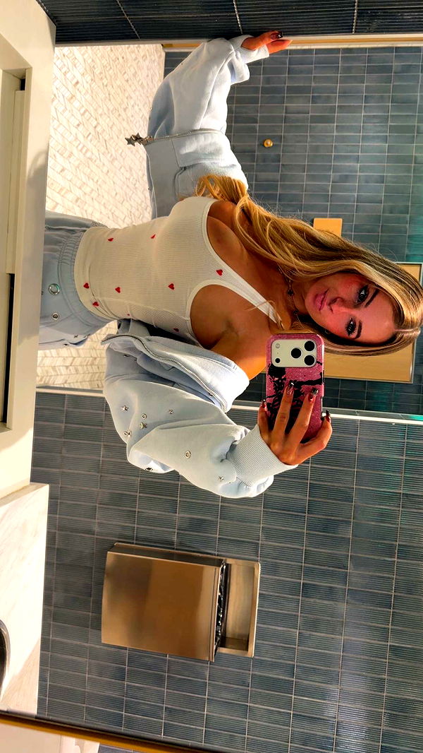 kaitlyn_krems image ~ Altpins