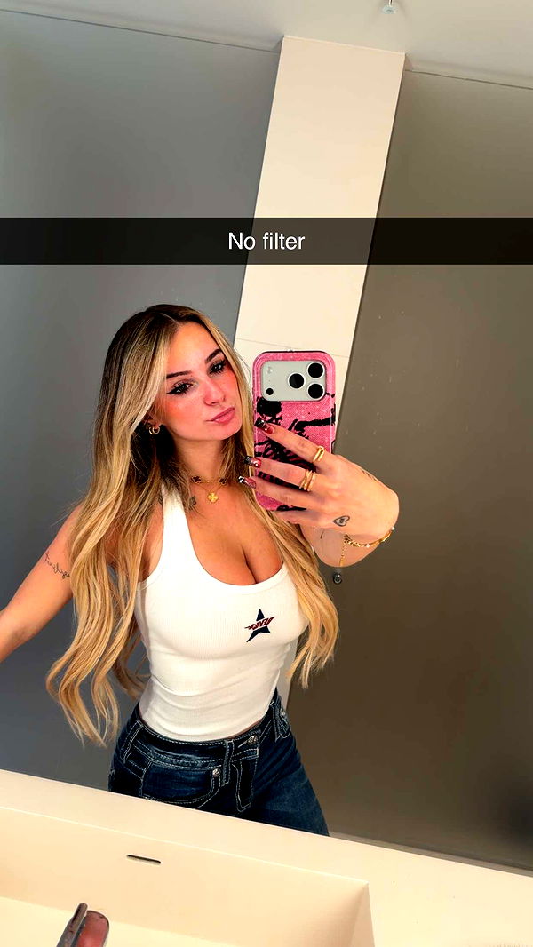 kaitlyn_krems image ~ Altpins