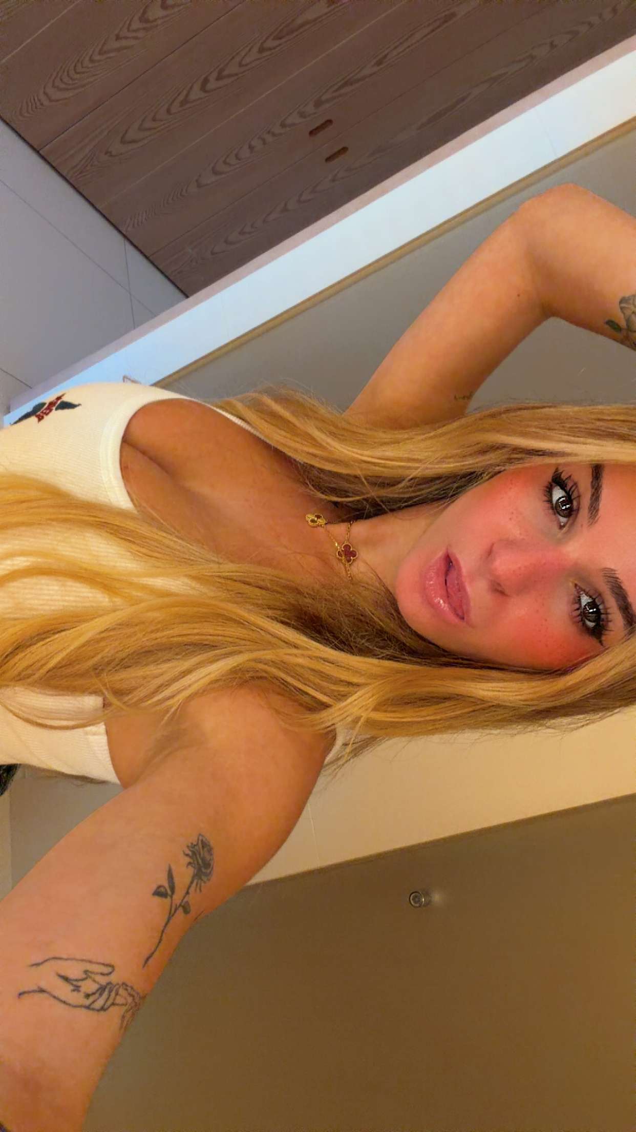 kaitlyn_krems snapchat image archive image