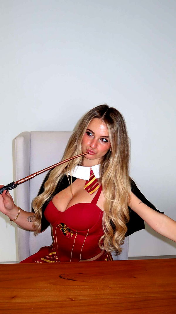 kaitlyn_krems image ~ Altpins