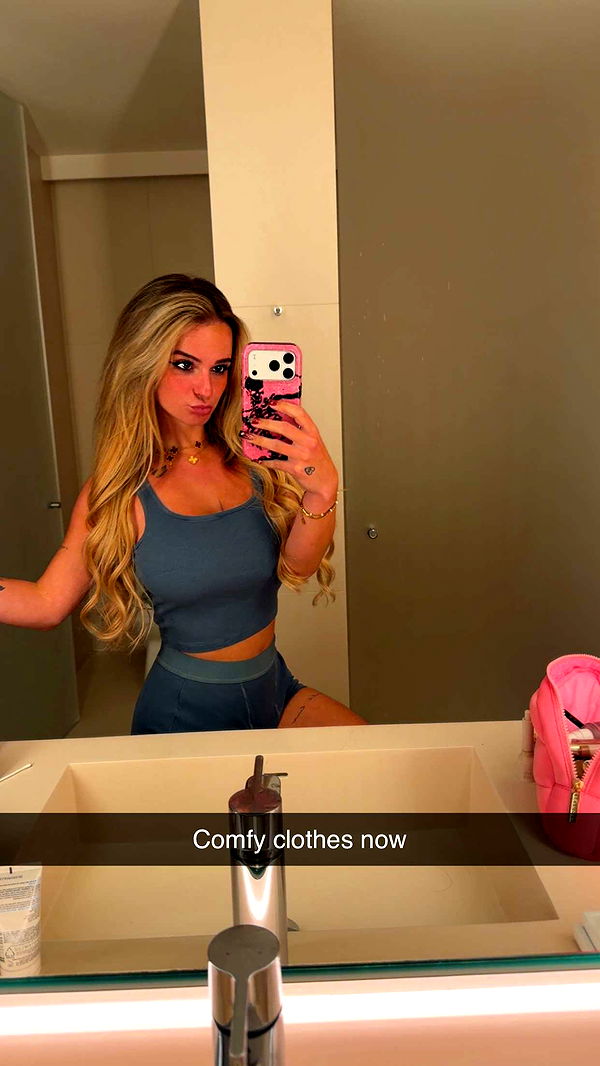 kaitlyn_krems image ~ Altpins