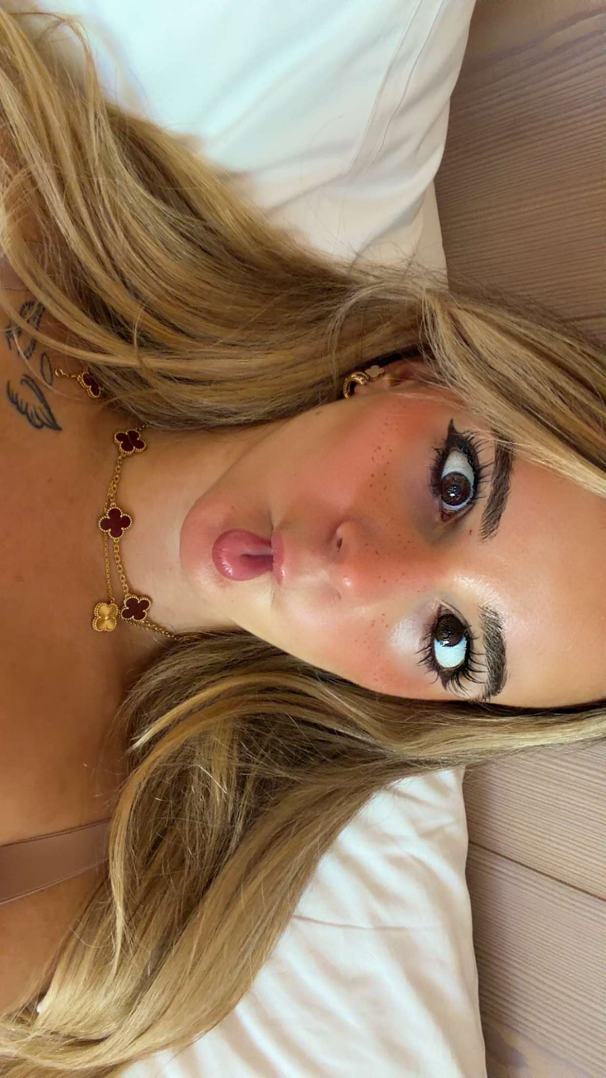 kaitlyn_krems snapchat image archive image