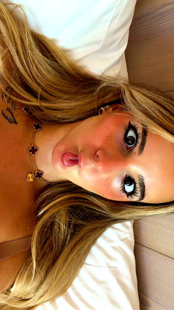 kaitlyn_krems image ~ Altpins