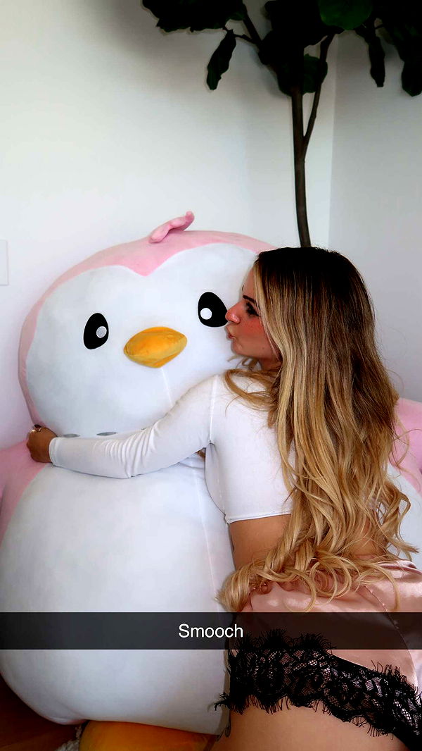 kaitlyn_krems image ~ Altpins