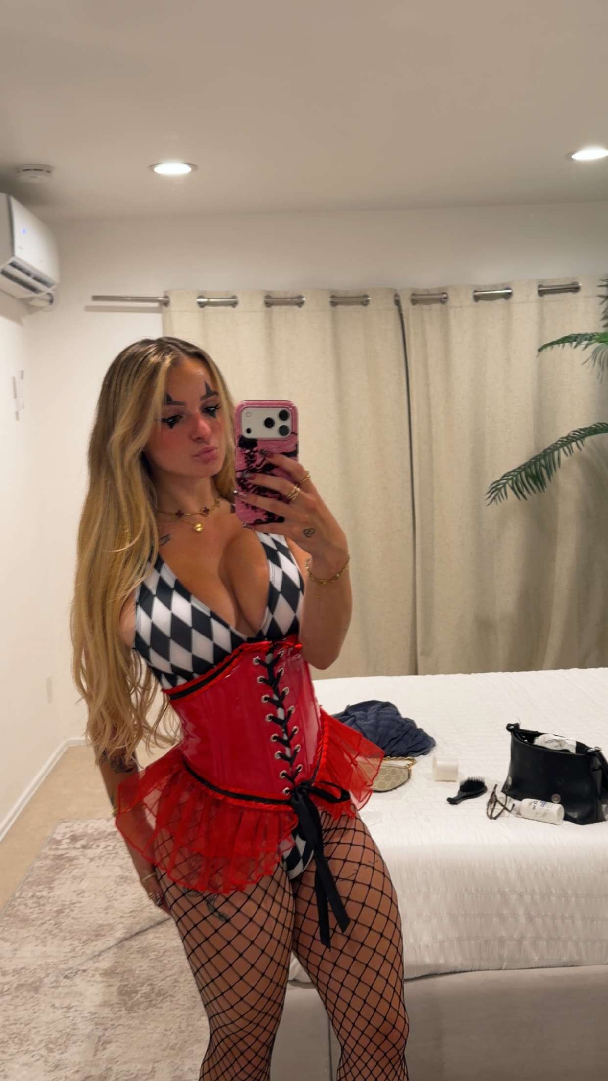 kaitlyn_krems snapchat image archive image