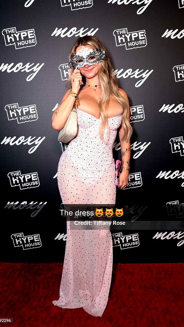 kaitlyn_krems image ~ Altpins