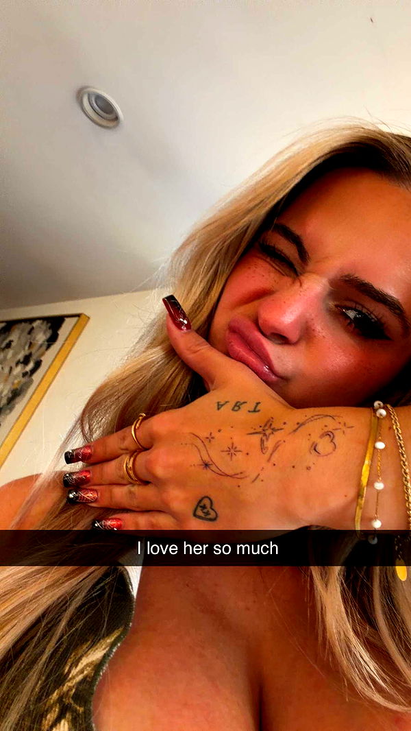 kaitlyn_krems image ~ Altpins