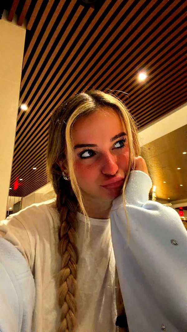 kaitlyn_krems image ~ Altpins