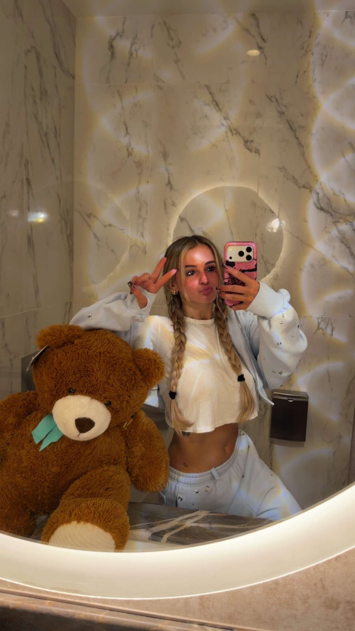 kaitlyn_krems snapchat image archive image