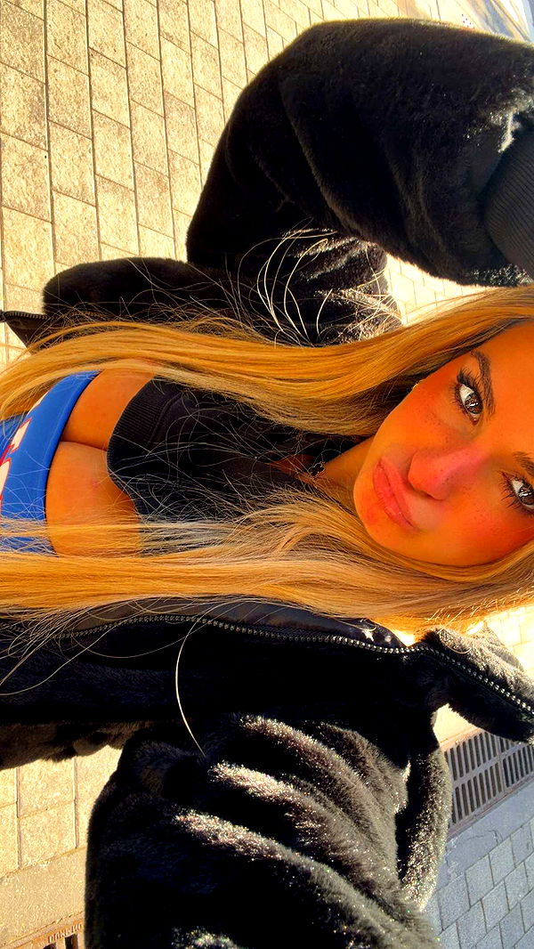 kaitlyn_krems image ~ Altpins