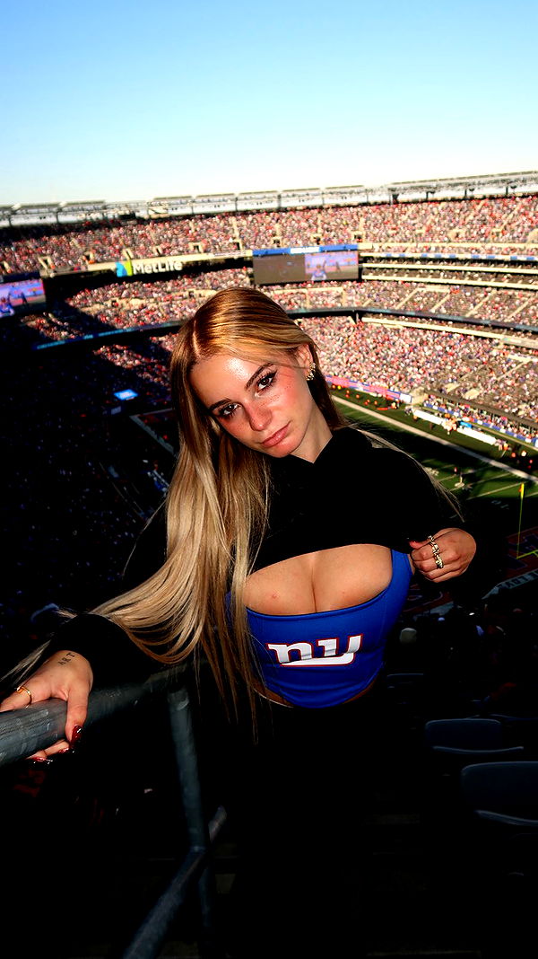 kaitlyn_krems image ~ Altpins