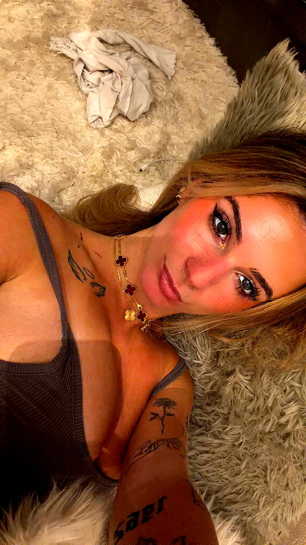 kaitlyn_krems image ~ Altpins