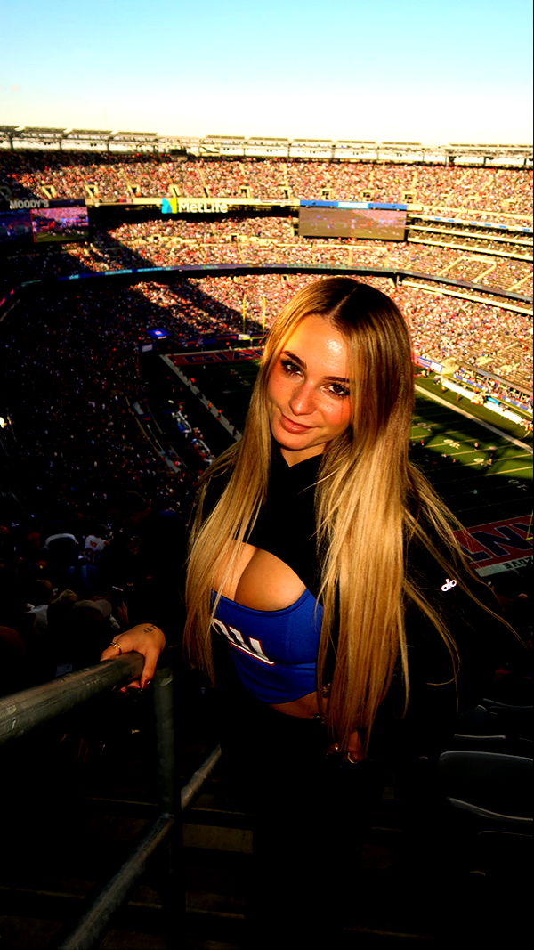 kaitlyn_krems image ~ Altpins