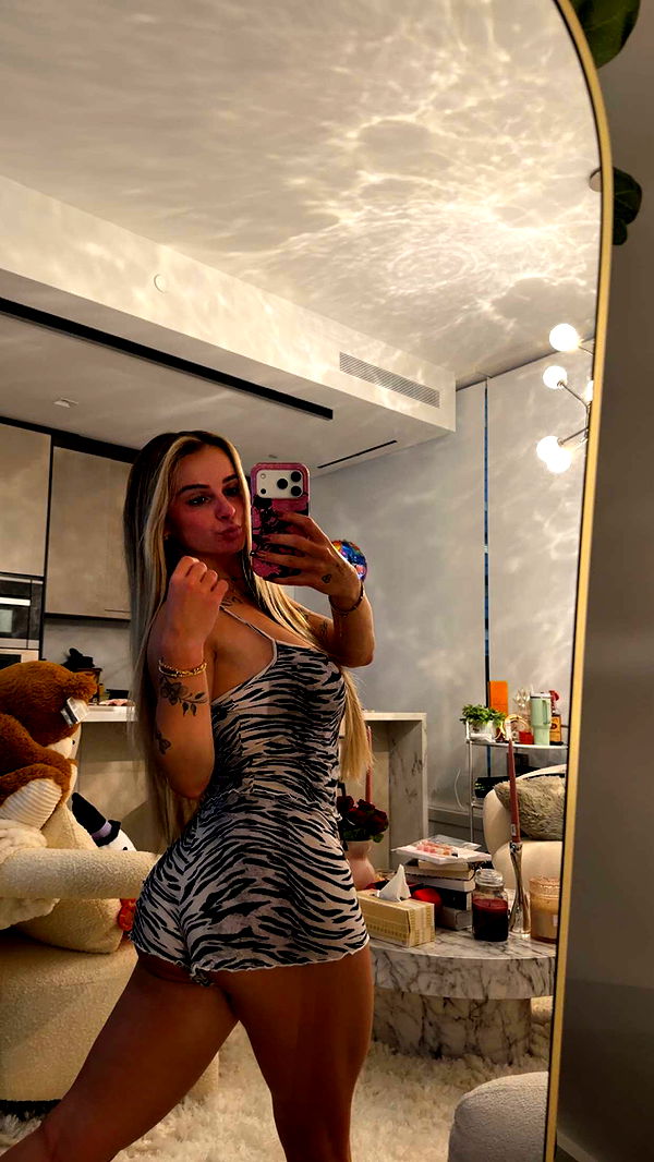 kaitlyn_krems image ~ Altpins