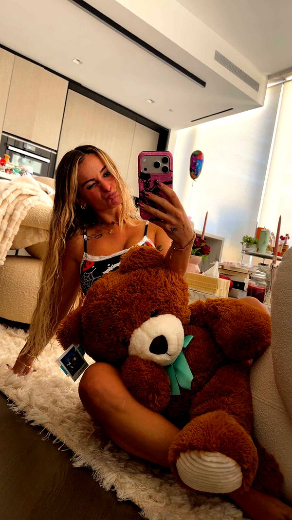 kaitlyn_krems image ~ Altpins