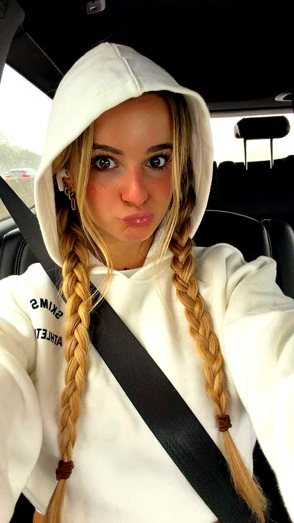 kaitlyn_krems image ~ Altpins