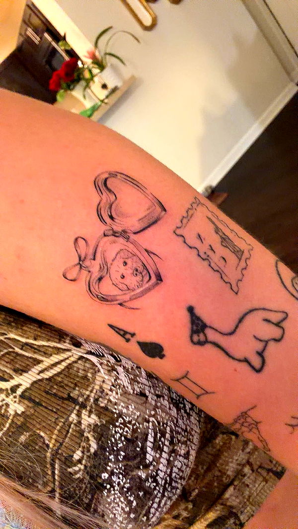 kaitlyn_krems image ~ Altpins