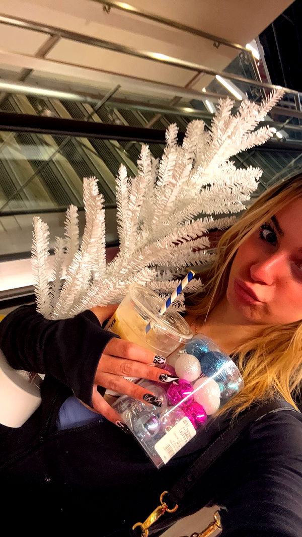 kaitlyn_krems image ~ Altpins