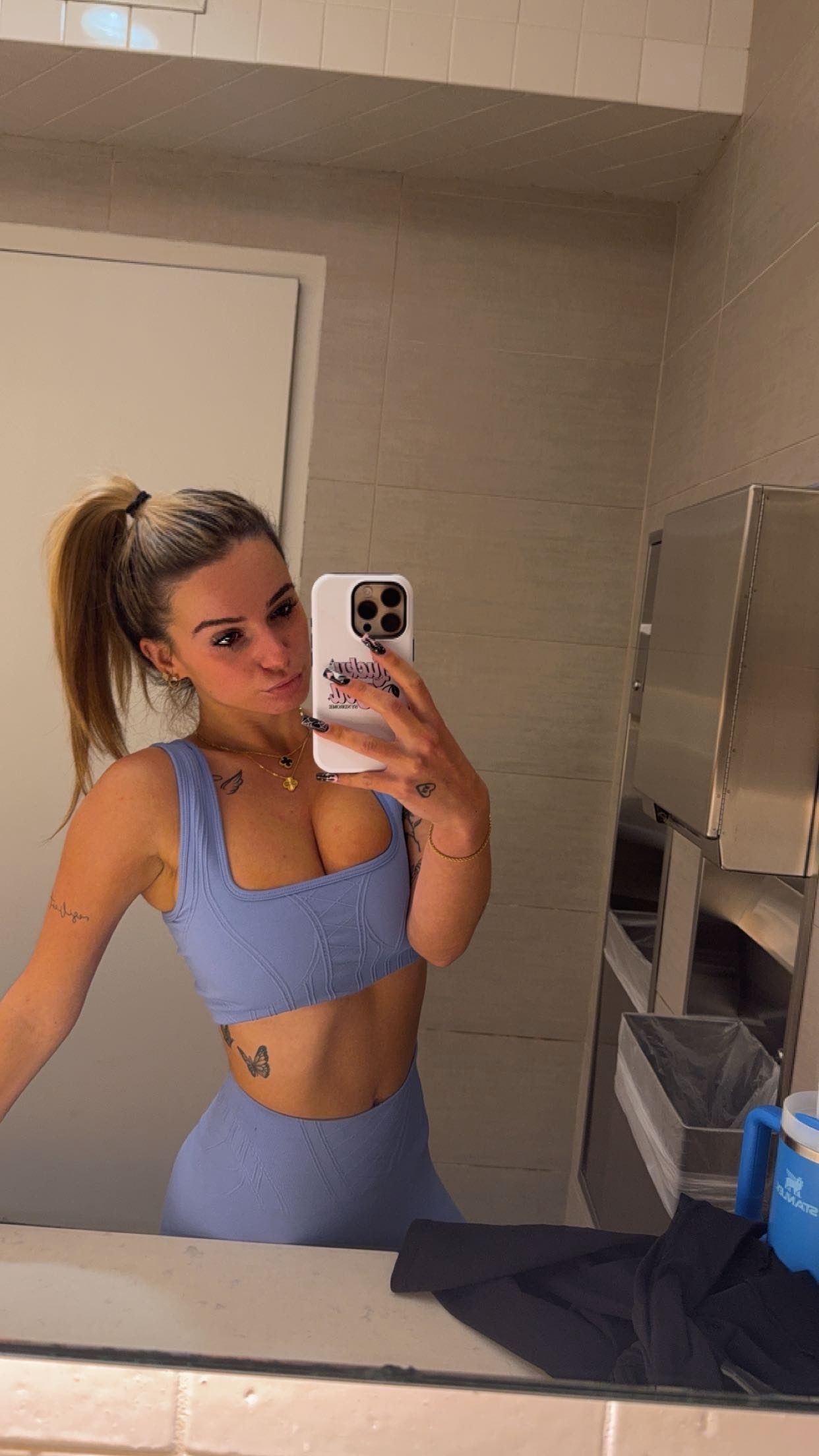 kaitlyn_krems snapchat image archive image