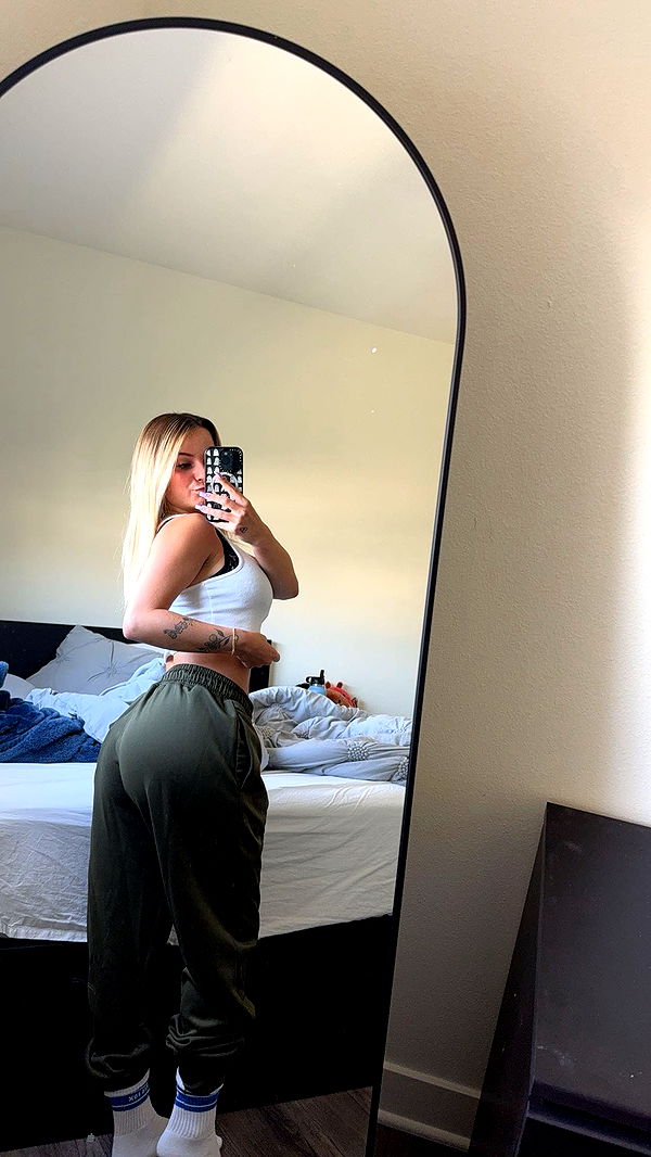 kaitlyn_krems image ~ Altpins