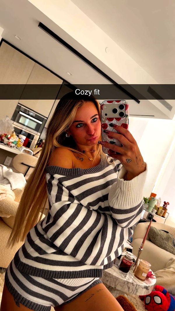 kaitlyn_krems image ~ Altpins