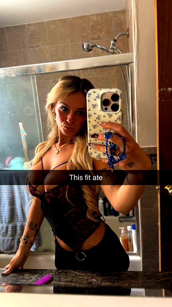 kaitlyn_krems image ~ Altpins