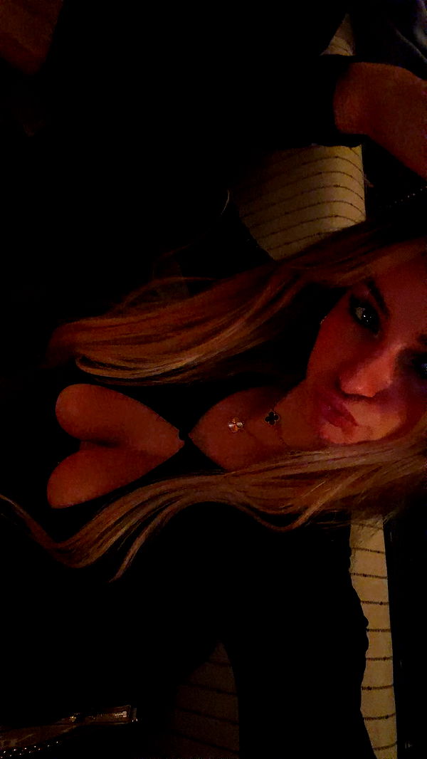 kaitlyn_krems image ~ Altpins